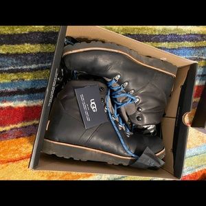 Men’s UGG®️ Halfstien Boots Sz 12